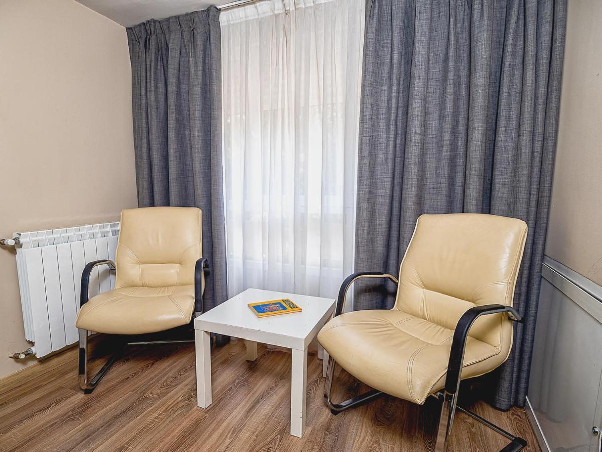 Hostal Real Аранхуэс Экстерьер фото