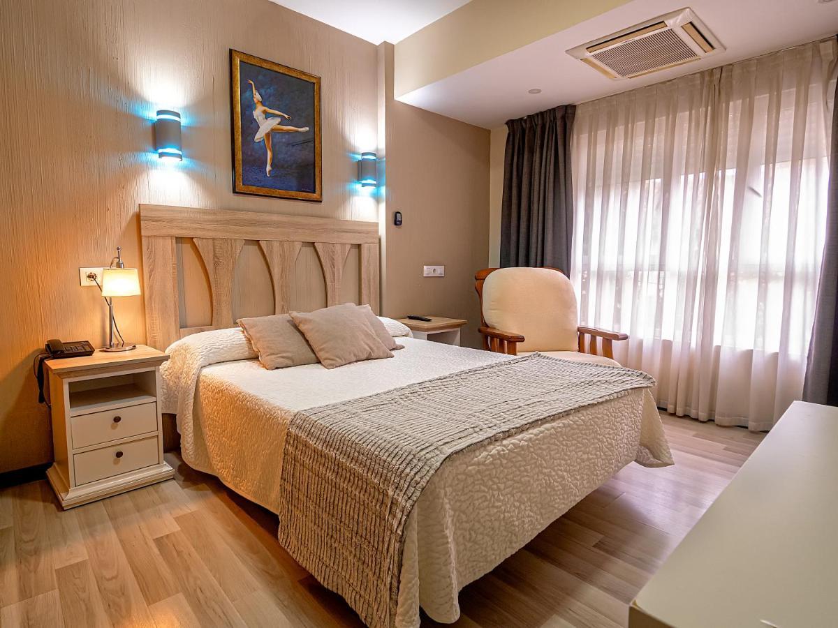 Hostal Real Аранхуэс Экстерьер фото